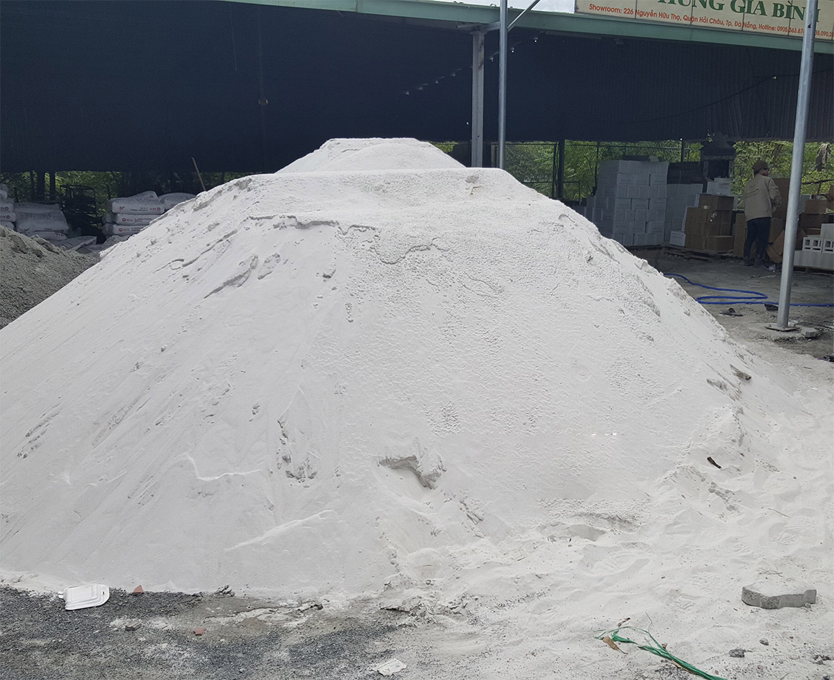 cát trắng xây dựng
