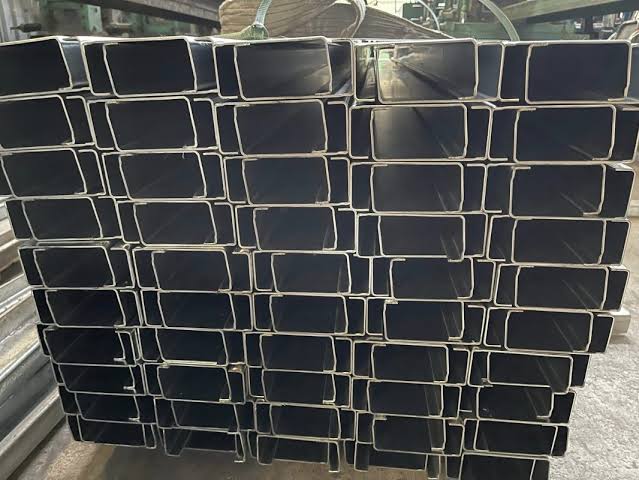 giá xà gồ 40x80